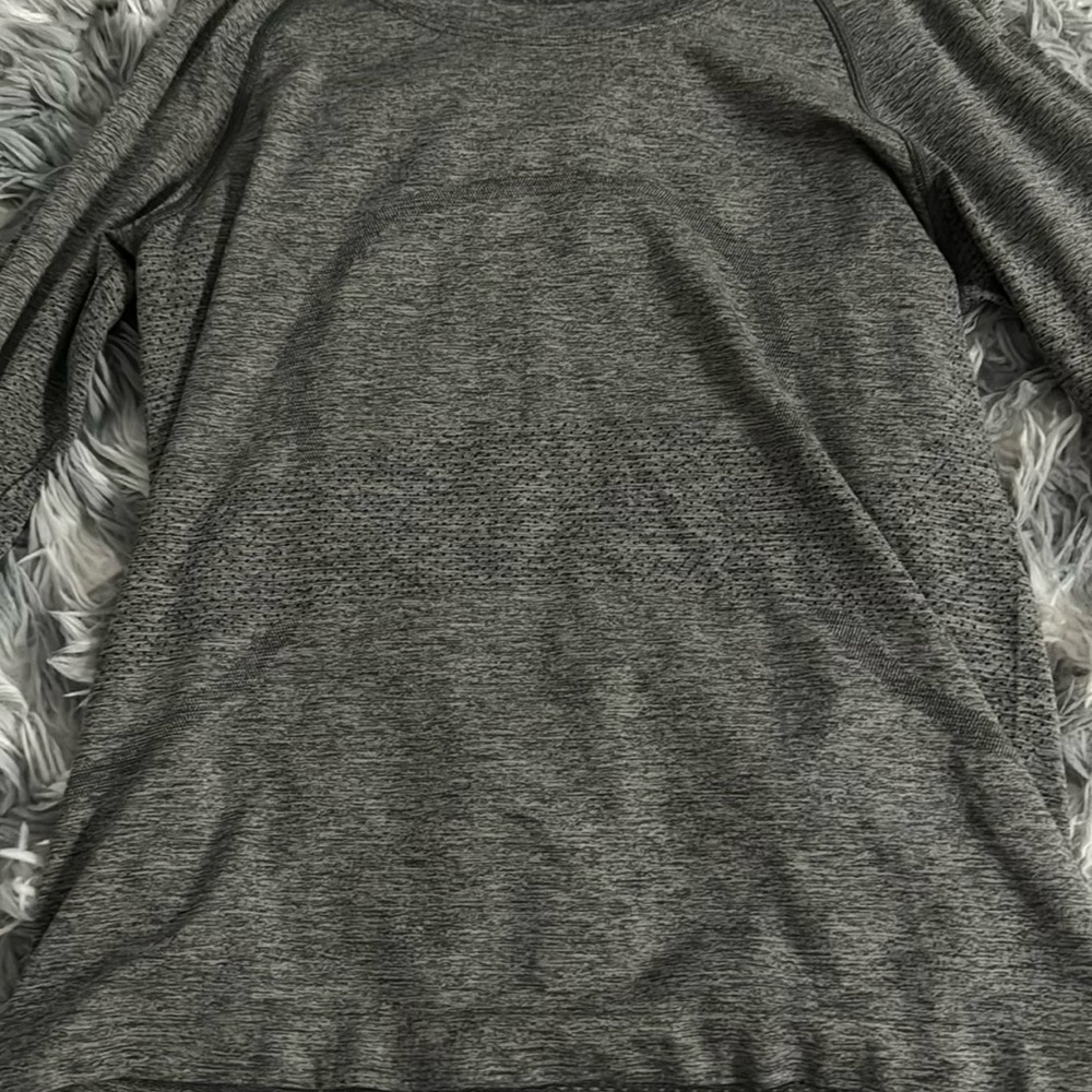 Lululemon swiftly tech long sleeve